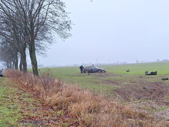 40-latka jechała za szybko i wypadła z drogi