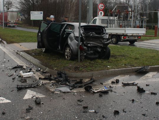 Pijany kierowca sprawcą kolizji w centrum Brodnicy [ZDJĘCIA]