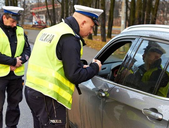 Policja prowadzi akcję "Łapki" na kierownicę