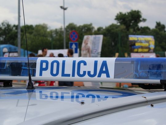 Szybka i skuteczna reakcja policjantów na zgłoszenie kradzieży pieniędzy z mieszkania niepełnosprawnego elblążanina