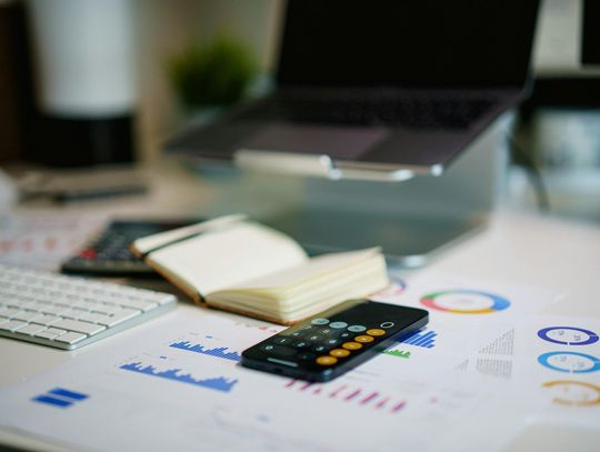 Wyjaśnienie klas energetycznych w świadectwach energetycznych i ich znaczenie dla użytkowników budynków