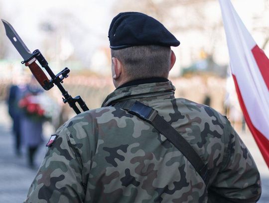 Żniwa kończą się, służba zaczyna: Rolnicy w drodze do wojska