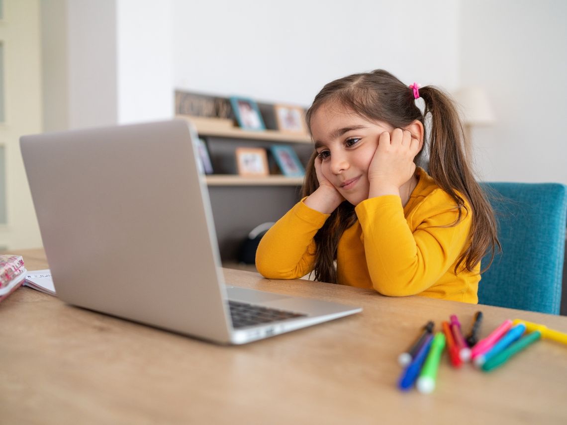 Brak pieniędzy na laptopy dla czwartoklasistów i nauczycieli!