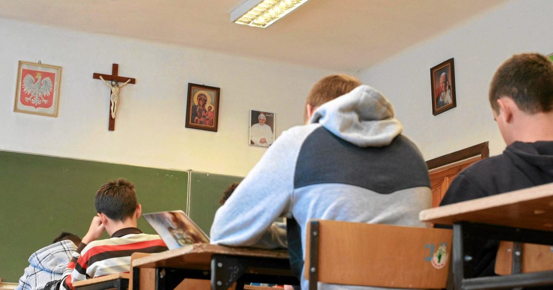 Brodnica: lekcje religii w szkołach. Policzył, ile miasto i powiat wydają pieniędzy