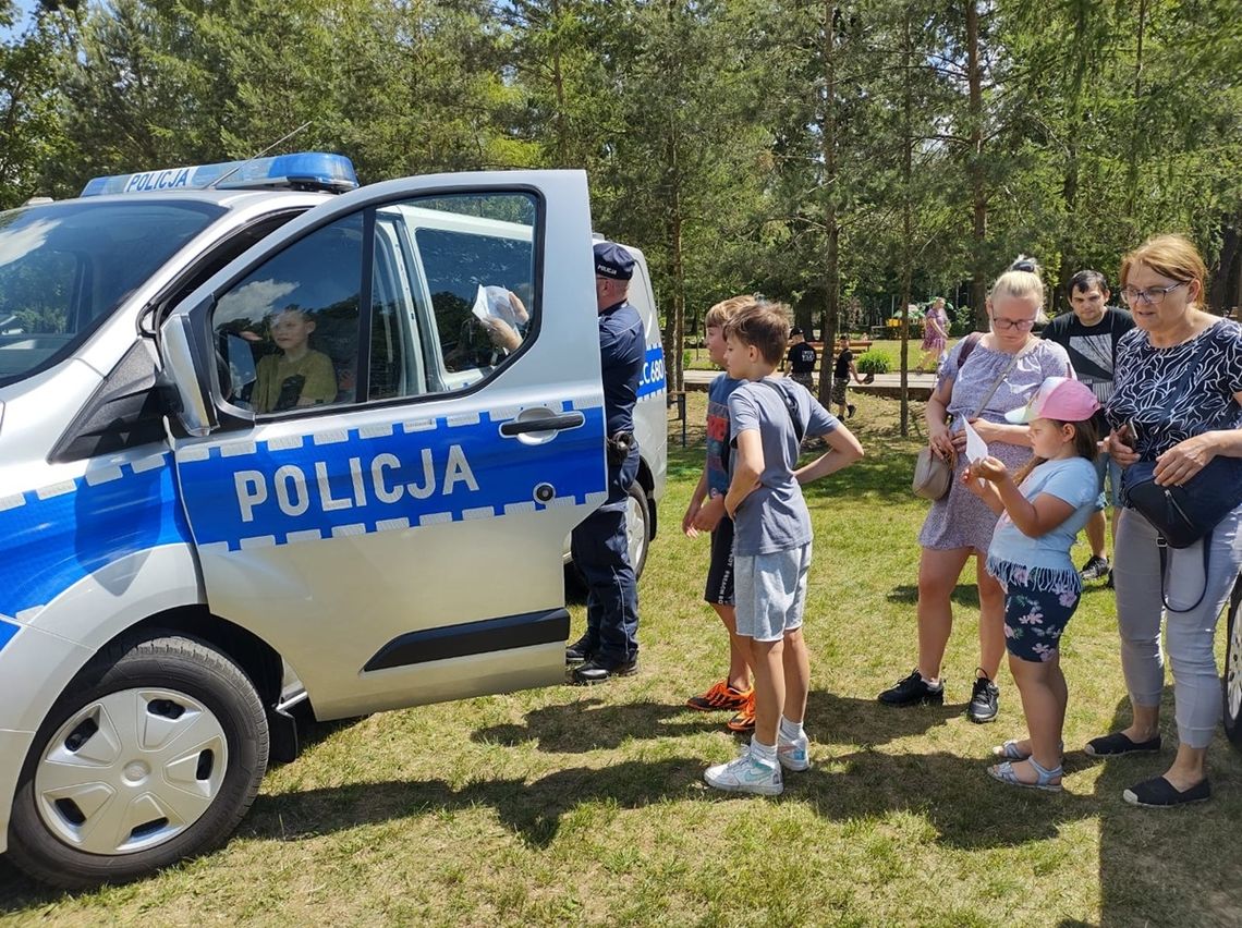 Dzień dziecka z rypińskimi policjantami