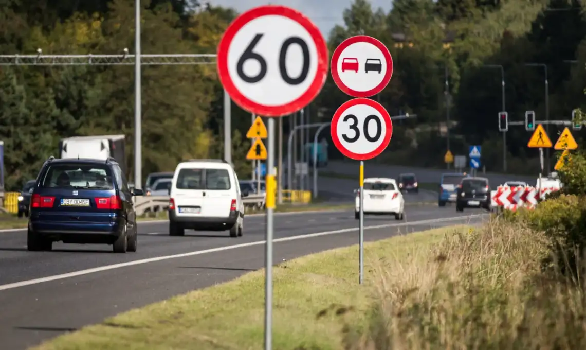 W miastach 30 km/h – Bank Światowy proponuje nowe limity