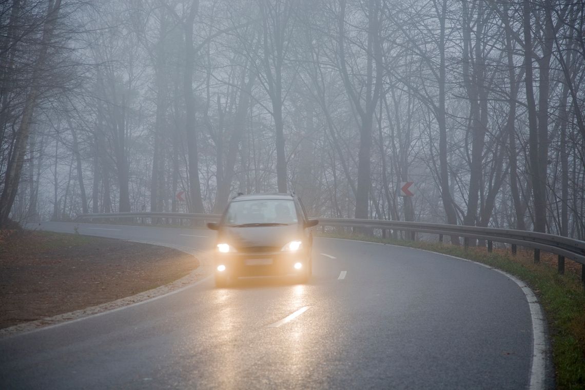 Zmiana przepisów drogowych. Nie trzeba będzie zgłaszać staroście, że kupiliśmy auto